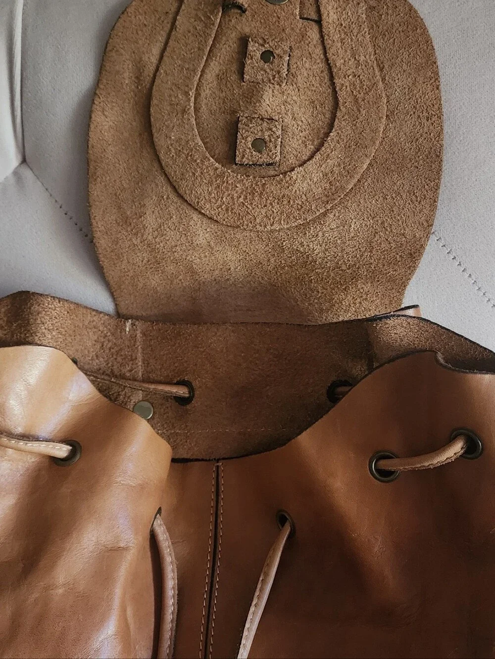 PATRICIA NASH VASTO BACKPACK / LEATHER / TAN / EUC